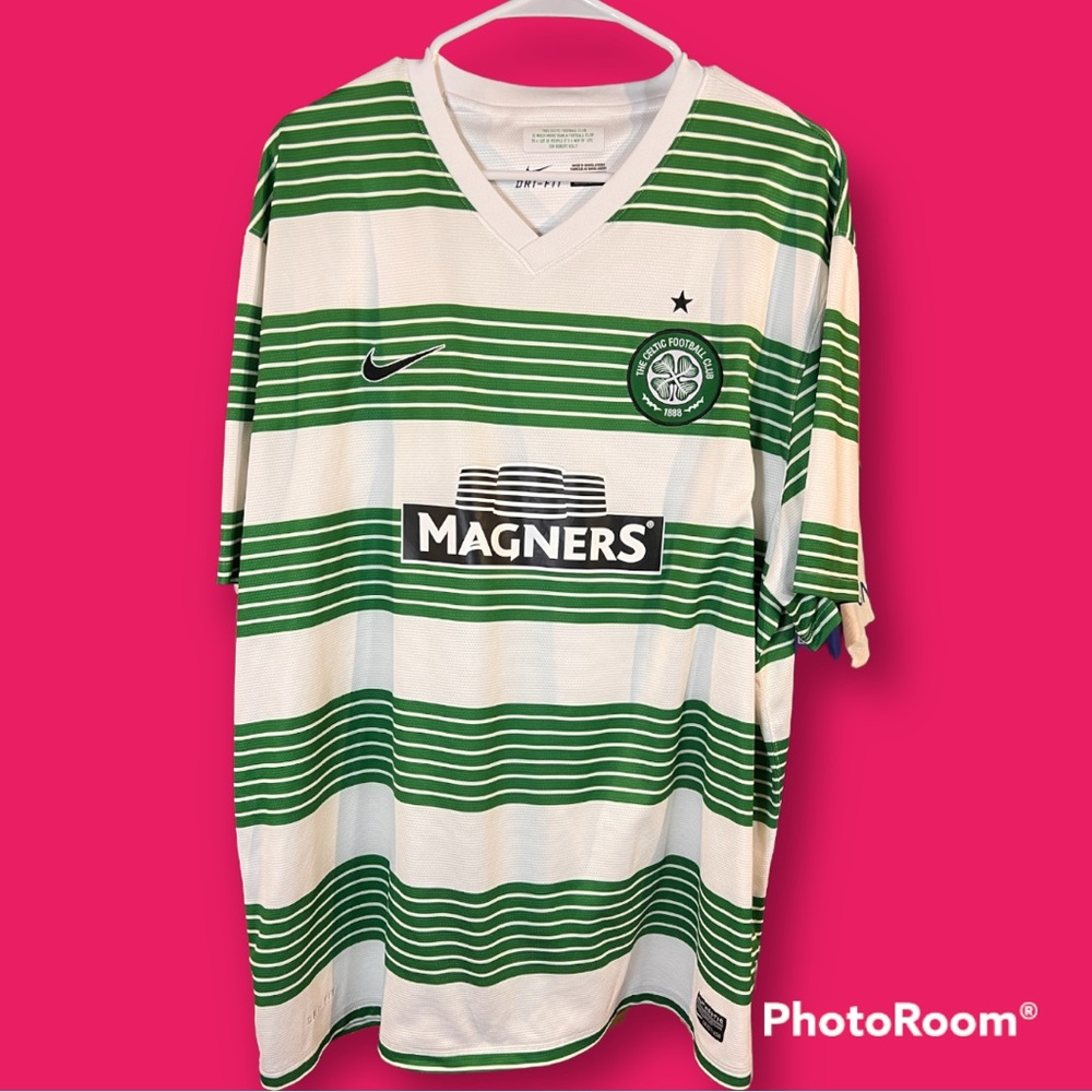 2013-2015 Nike Celtic home jersey